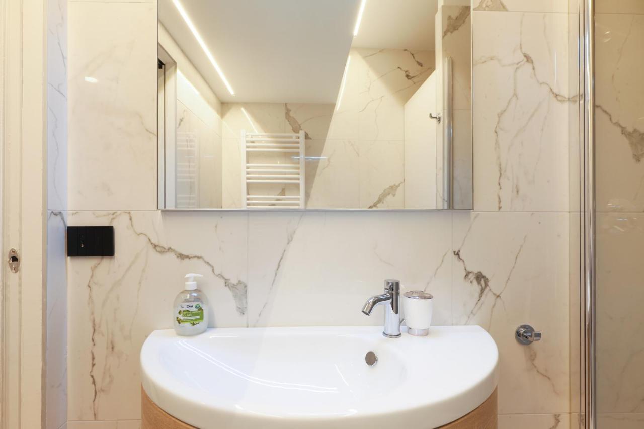Mila Apartments Cavalcabo Milan Exterior photo